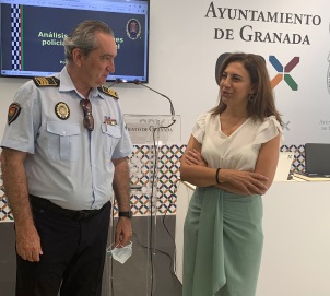 ©Ayto.Granada: EL NUEVO GOBIERNO MUNICIPAL ANUNCIA UN PLAN INTEGRAL PARA “ATAJAR Y EVITAR” CON SUFICIENTE ANTELACIÓN LOS BOTELLONES ©Ayto.Granada: EL NUEVO GOBIERNO MUNICIPAL ANUNCIA UN PLAN INTEGRAL PARA “ATAJAR Y EVITAR” CON SUFICIENTE ANTELACIÓN LOS BOTELLONES